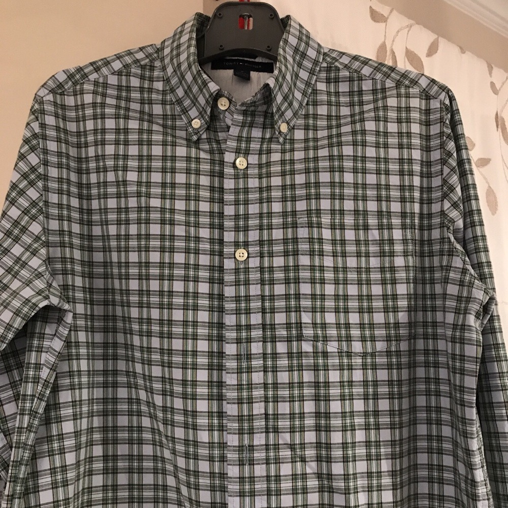 2/30$ ⭐️ Tommy Hilfiger button down